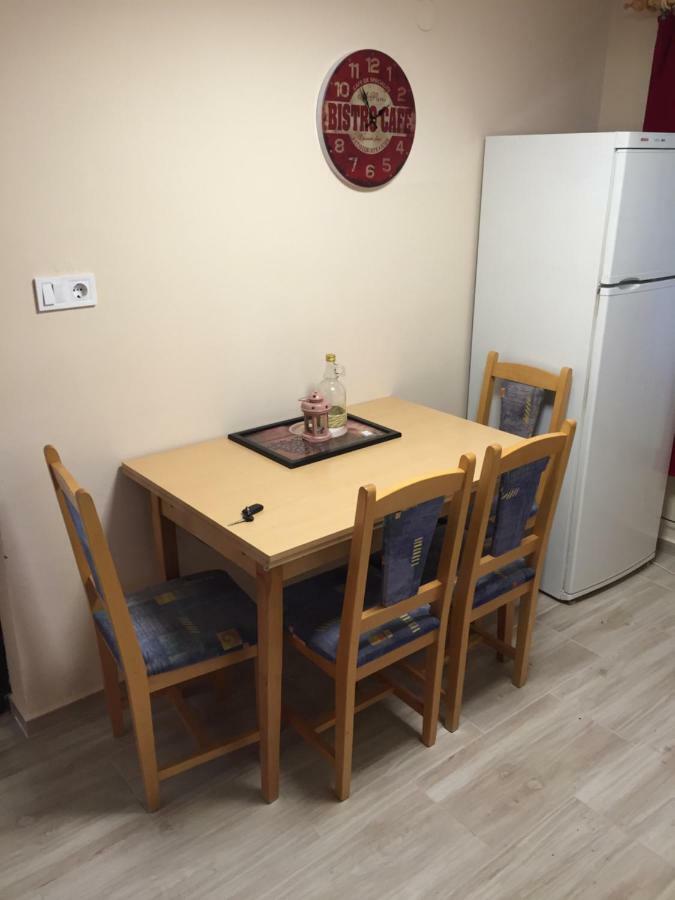 Izabella Vendeghaz Somlo Apartment Doba Екстериор снимка