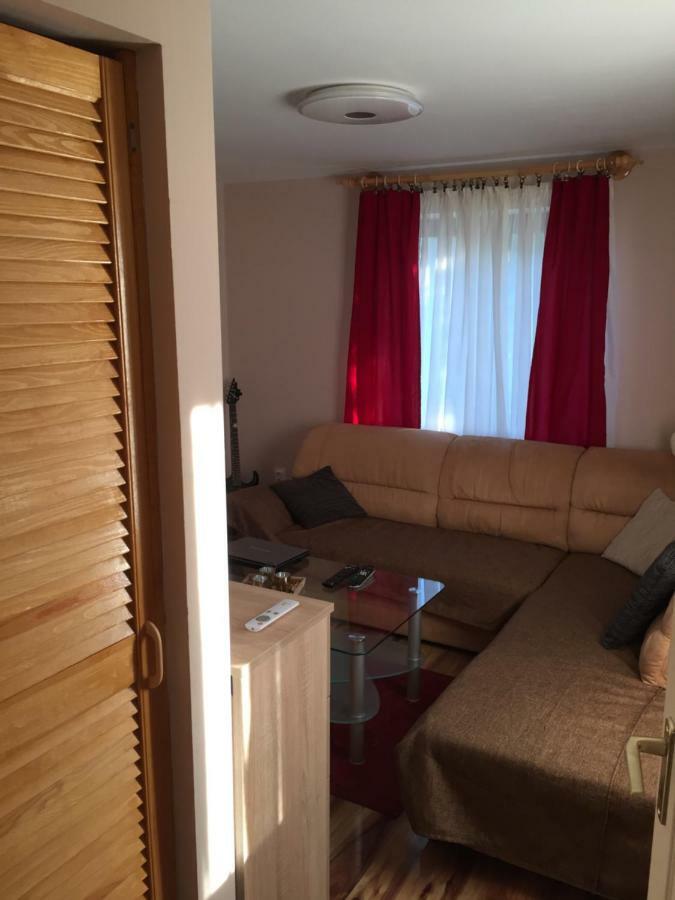 Izabella Vendeghaz Somlo Apartment Doba Екстериор снимка
